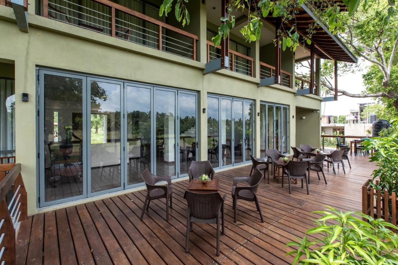 Earls Rajarata Hotel Anuradhapura Kültér fotó