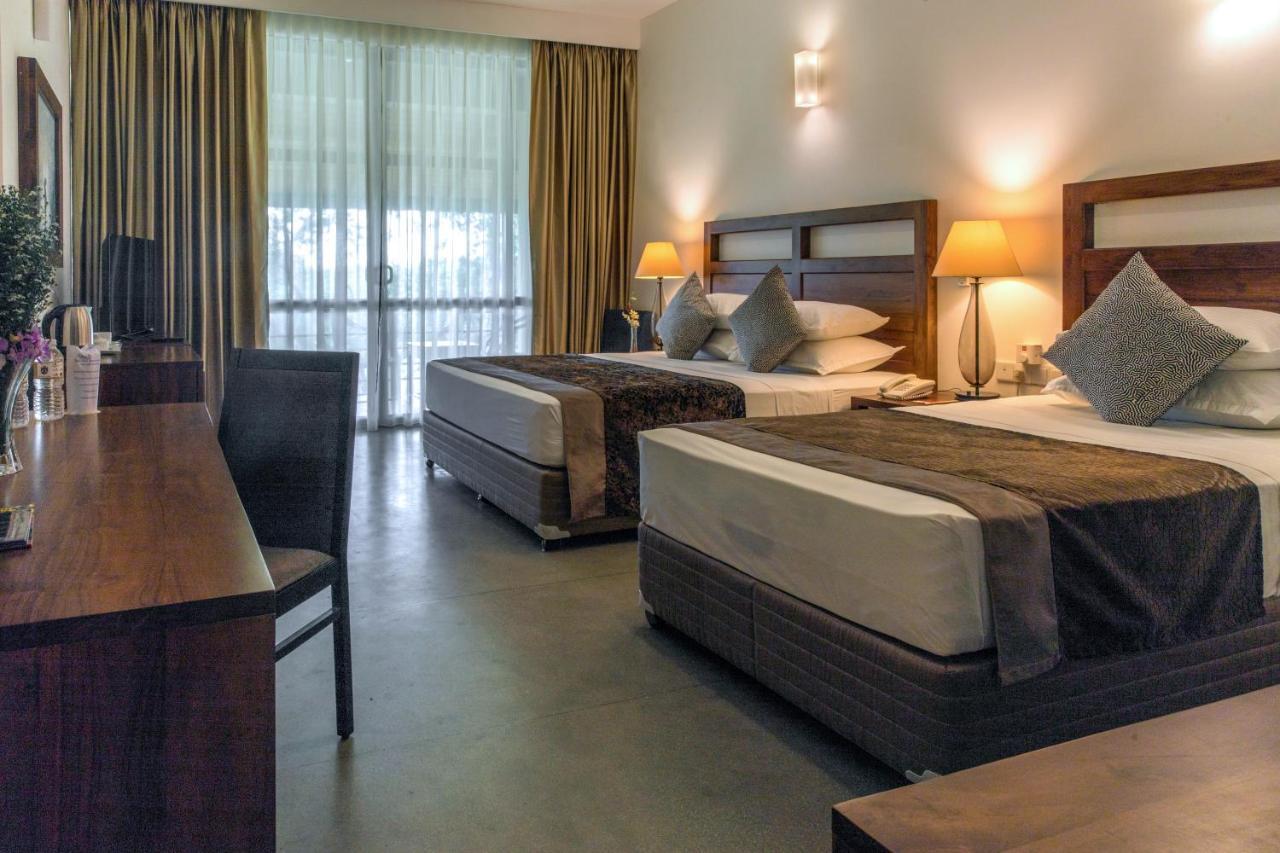 Earls Rajarata Hotel Anuradhapura Kültér fotó
