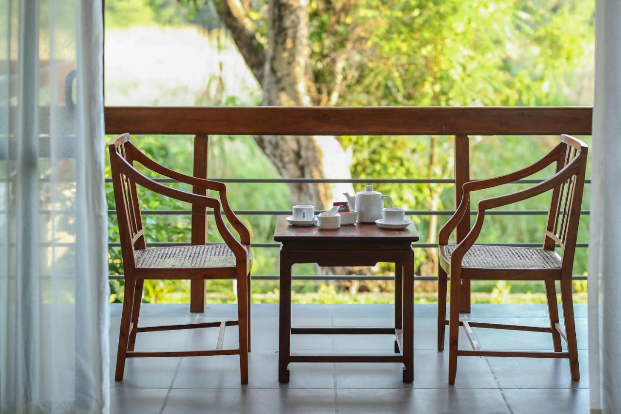 Earls Rajarata Hotel Anuradhapura Kültér fotó