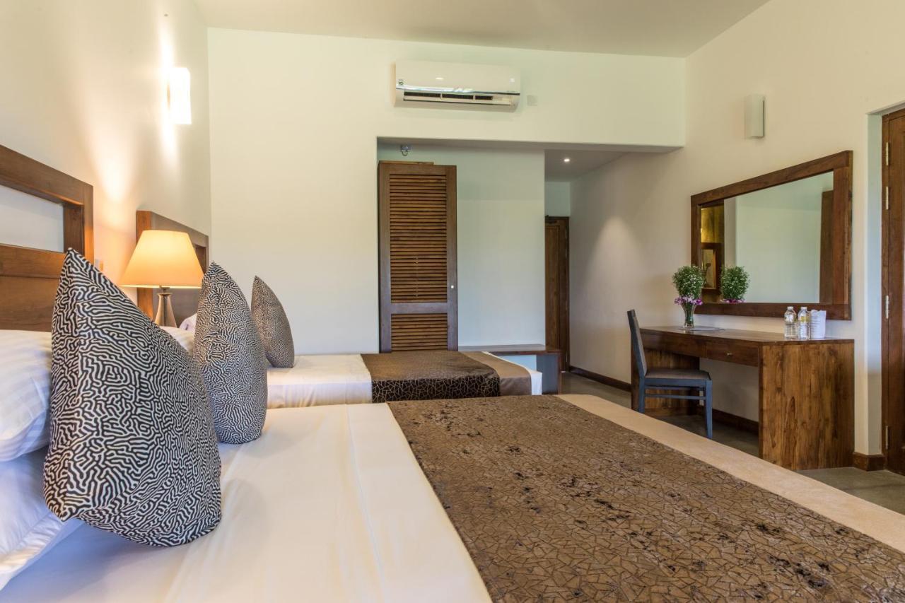 Earls Rajarata Hotel Anuradhapura Szoba fotó