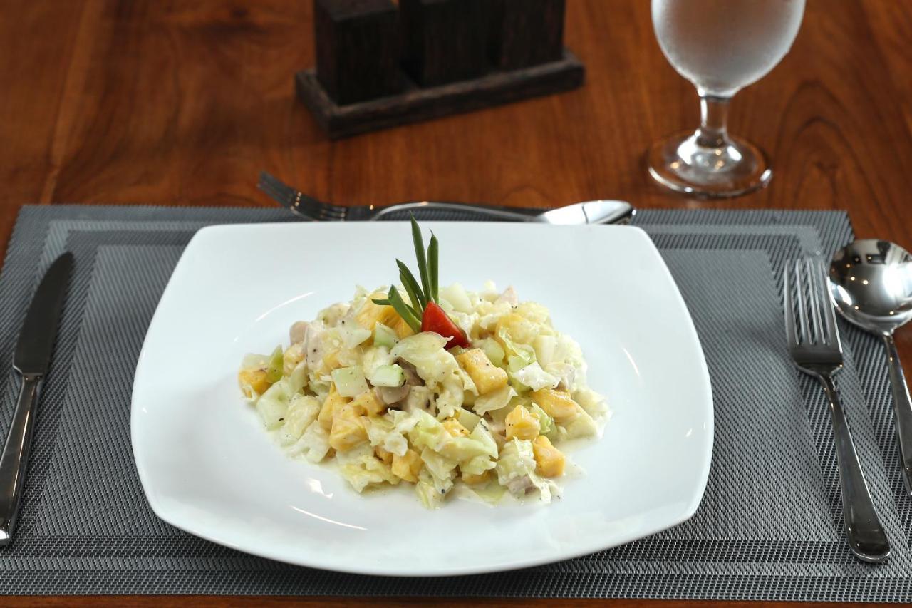 Earls Rajarata Hotel Anuradhapura Kültér fotó