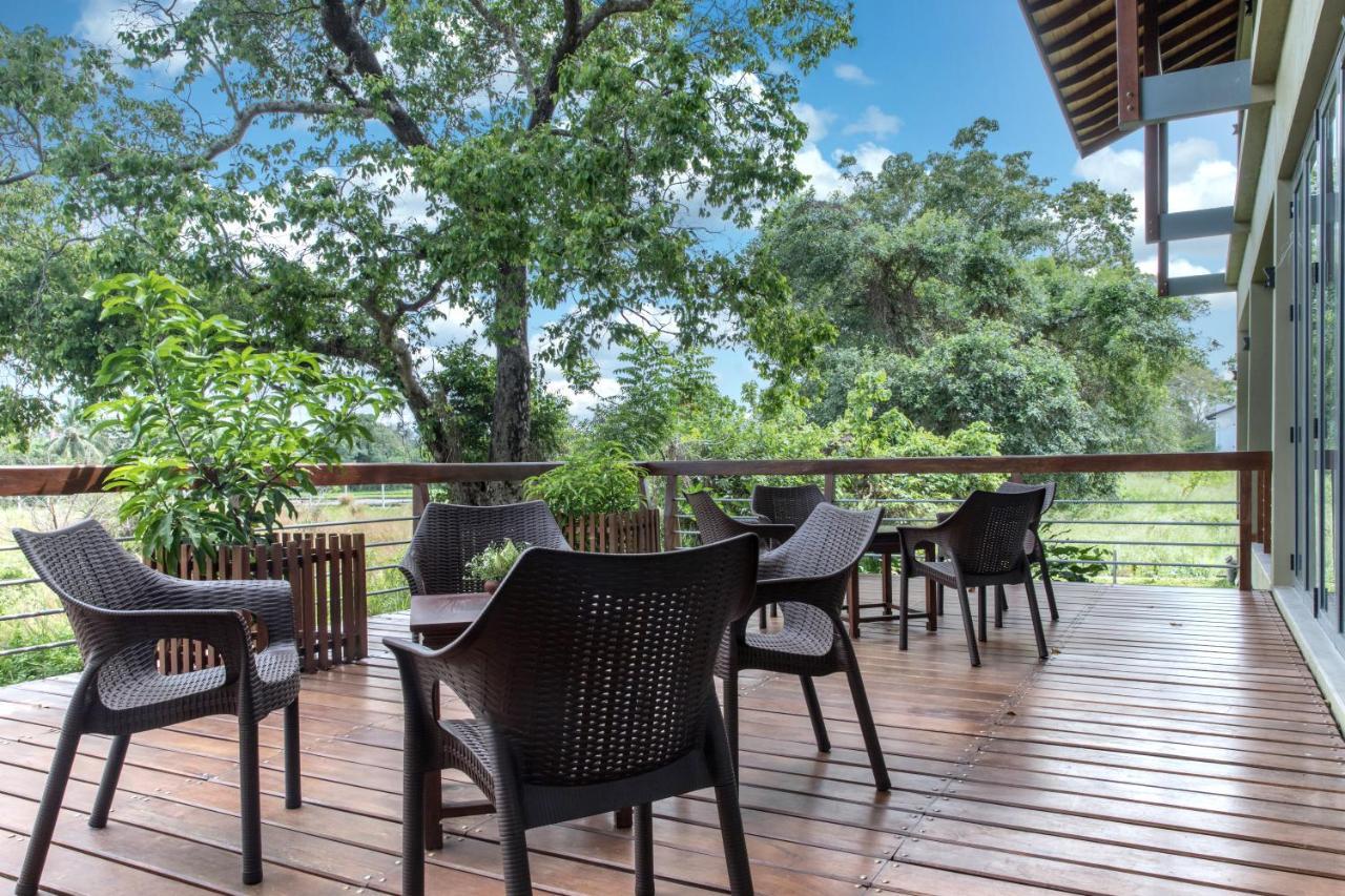 Earls Rajarata Hotel Anuradhapura Kültér fotó