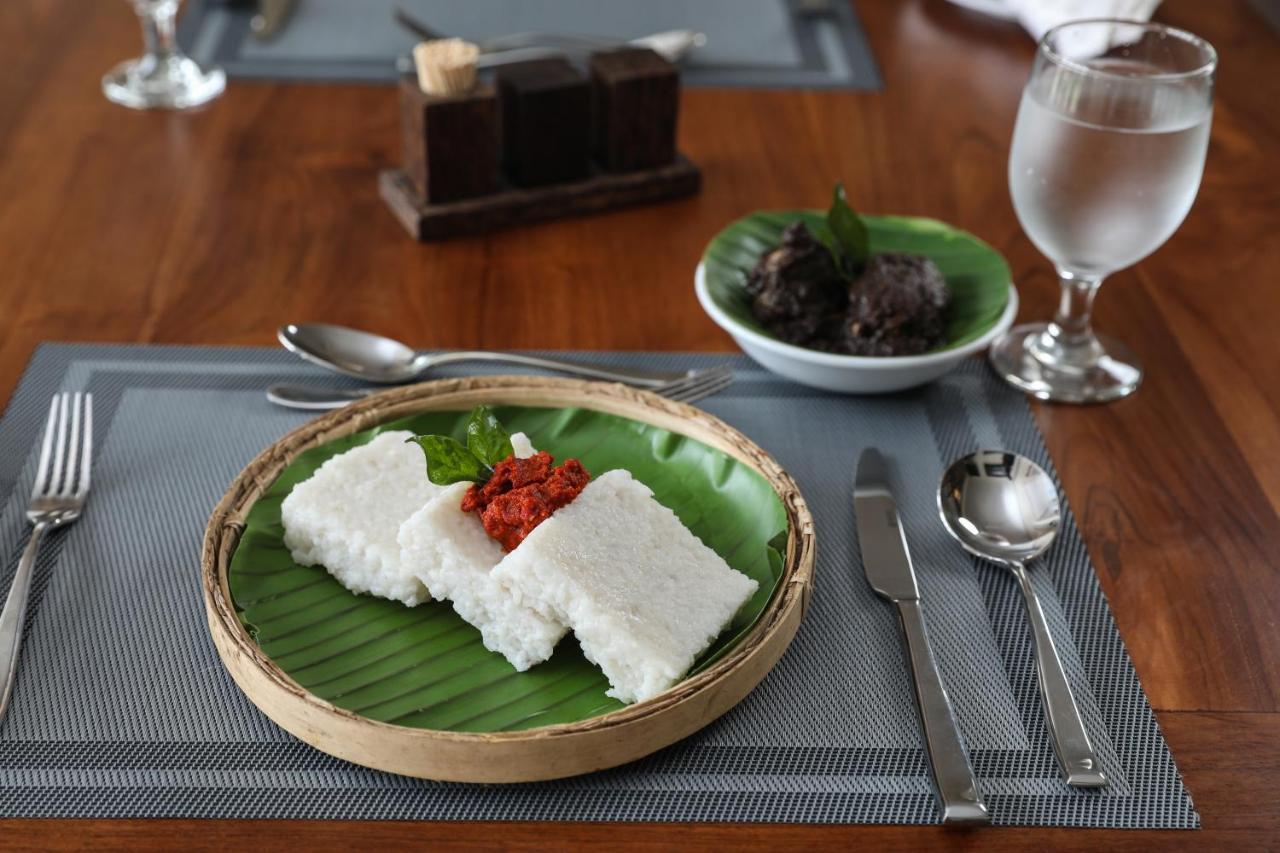 Earls Rajarata Hotel Anuradhapura Kültér fotó