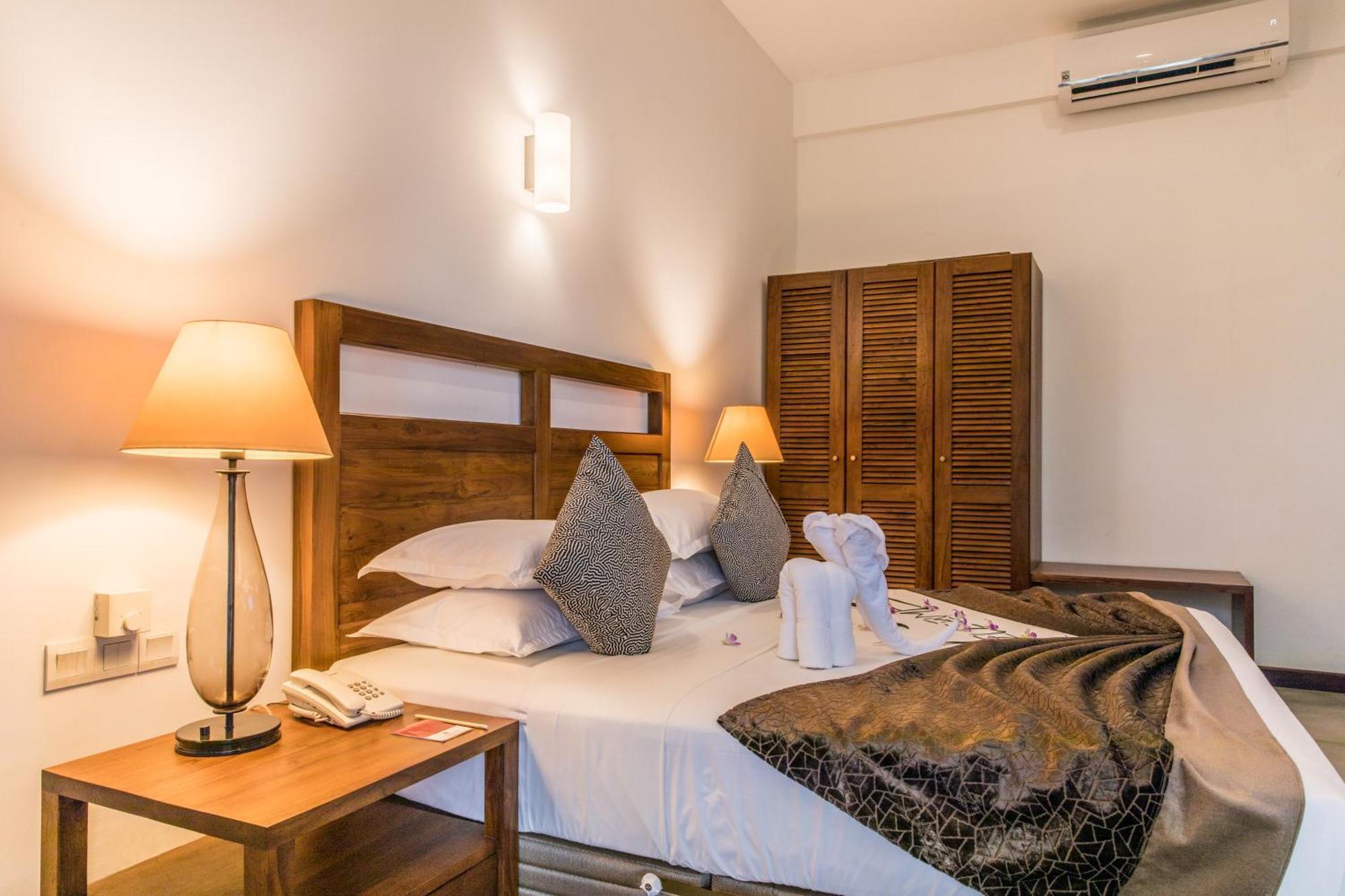 Earls Rajarata Hotel Anuradhapura Szoba fotó