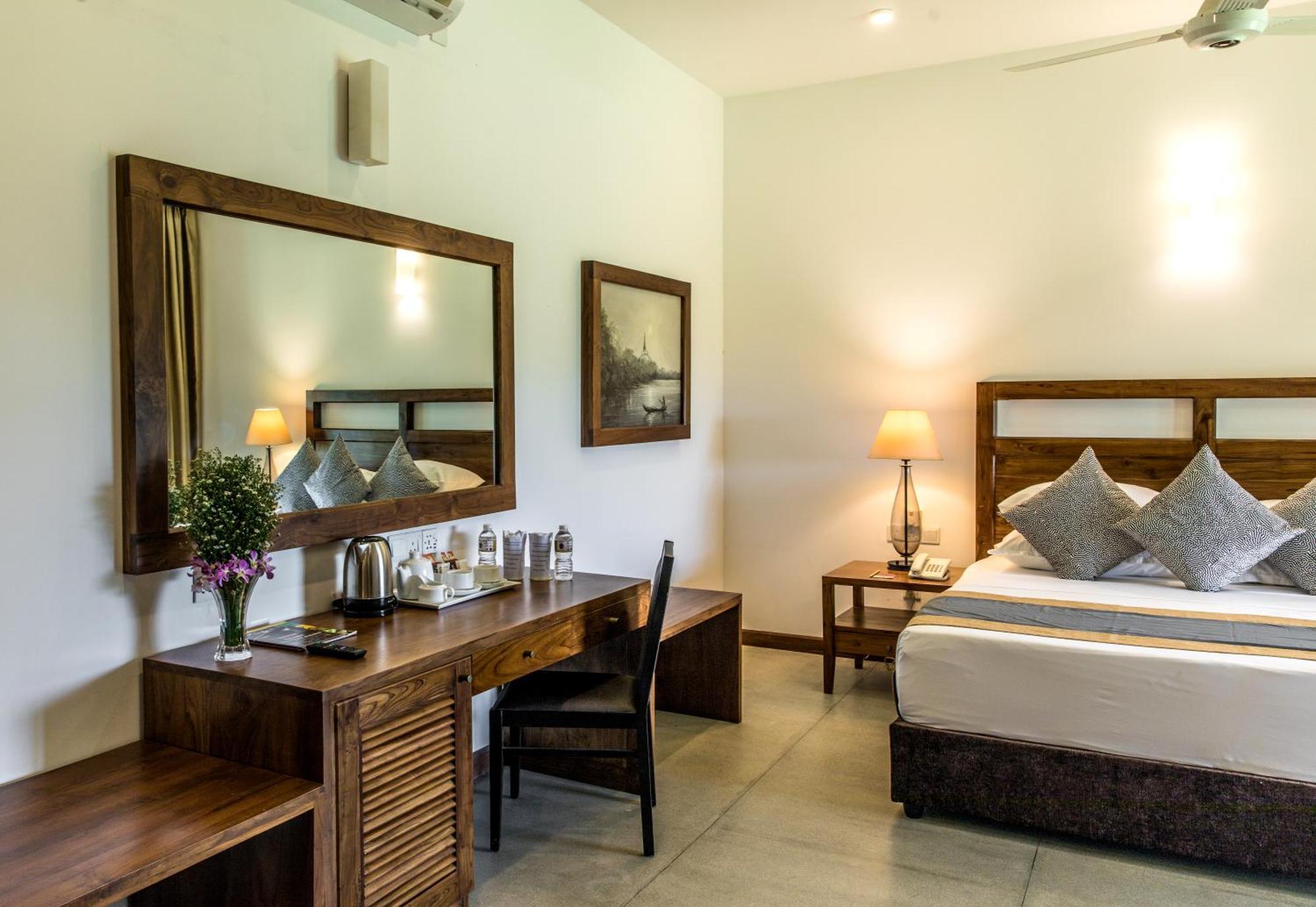 Earls Rajarata Hotel Anuradhapura Szoba fotó