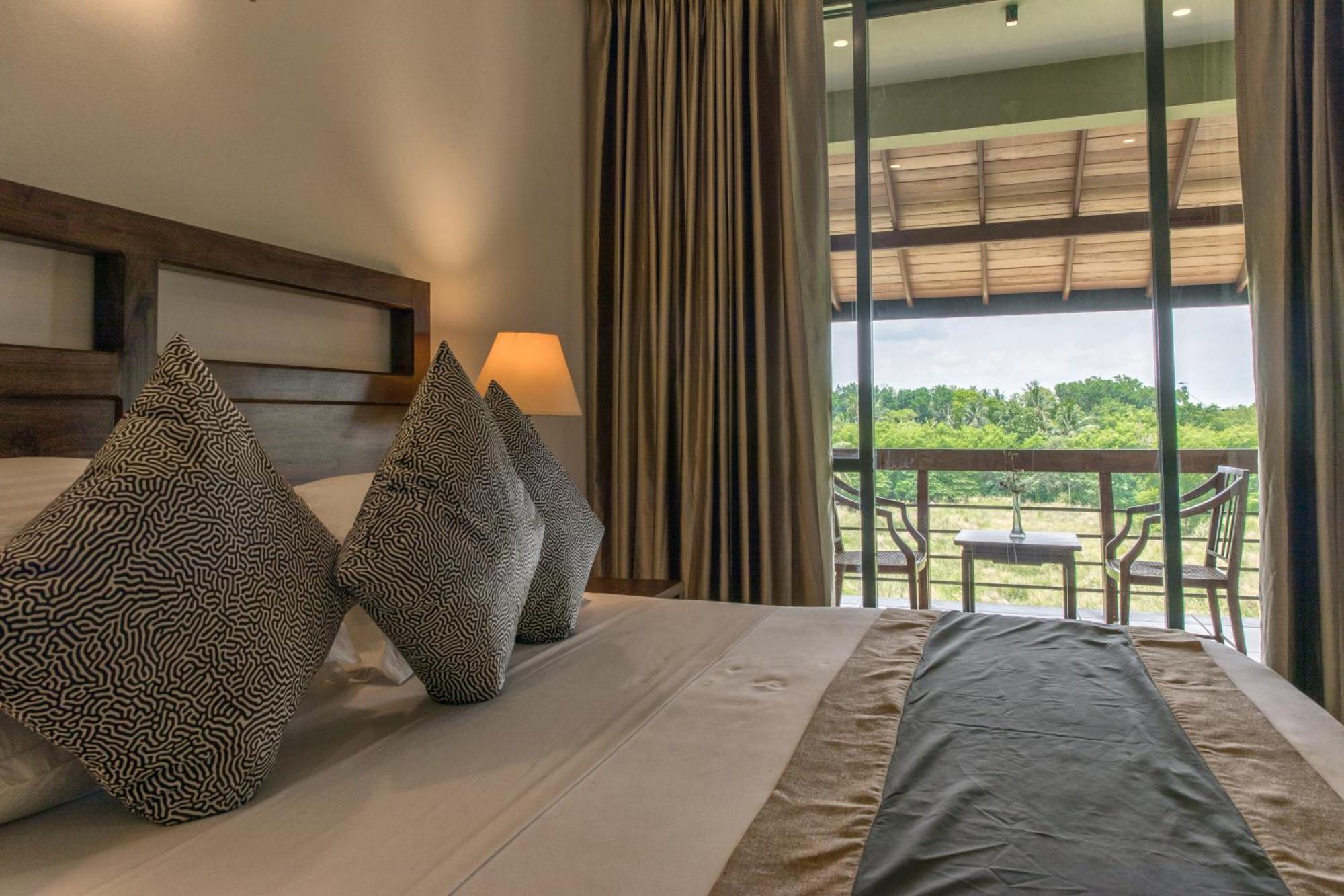 Earls Rajarata Hotel Anuradhapura Szoba fotó