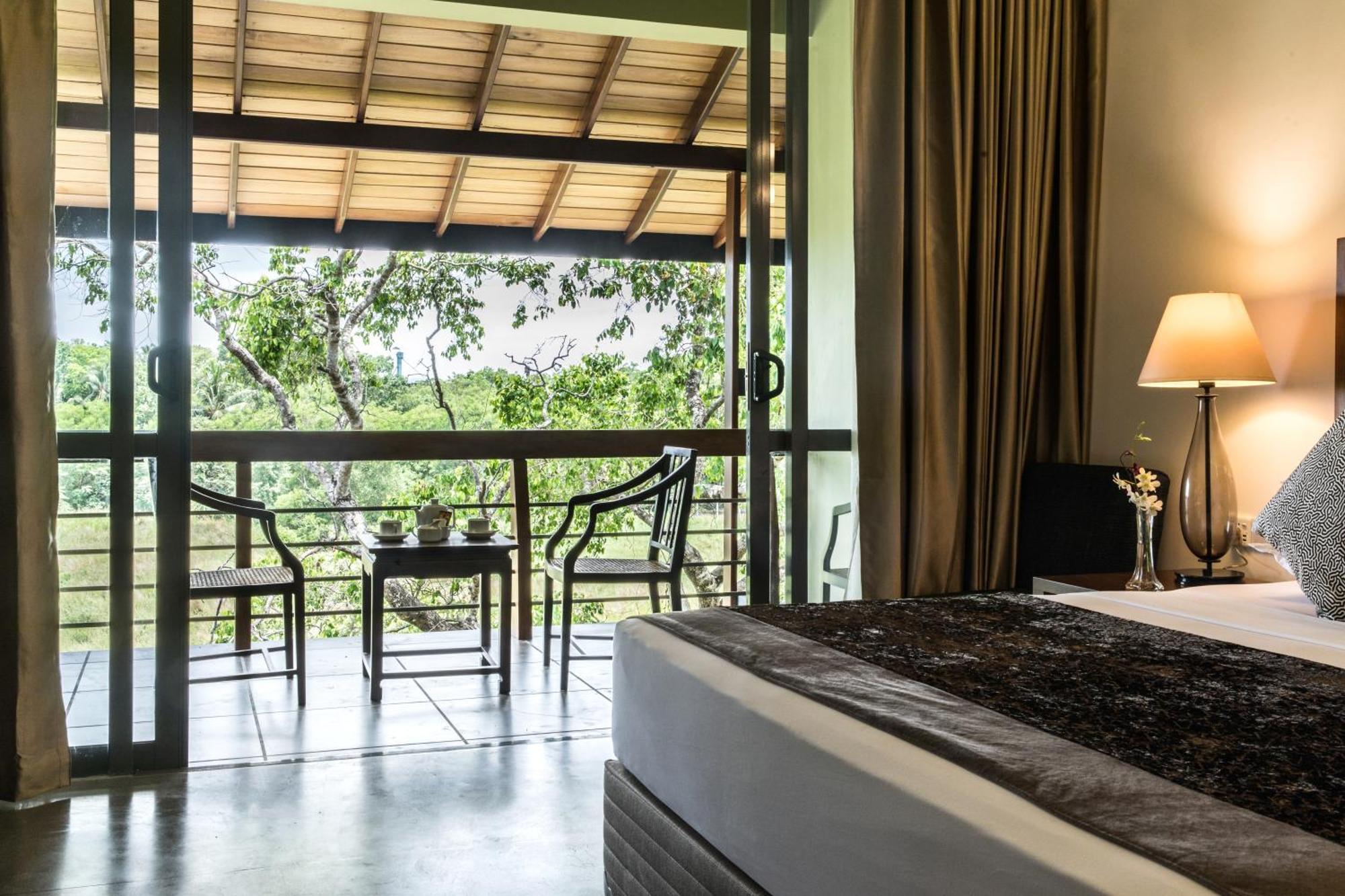 Earls Rajarata Hotel Anuradhapura Szoba fotó